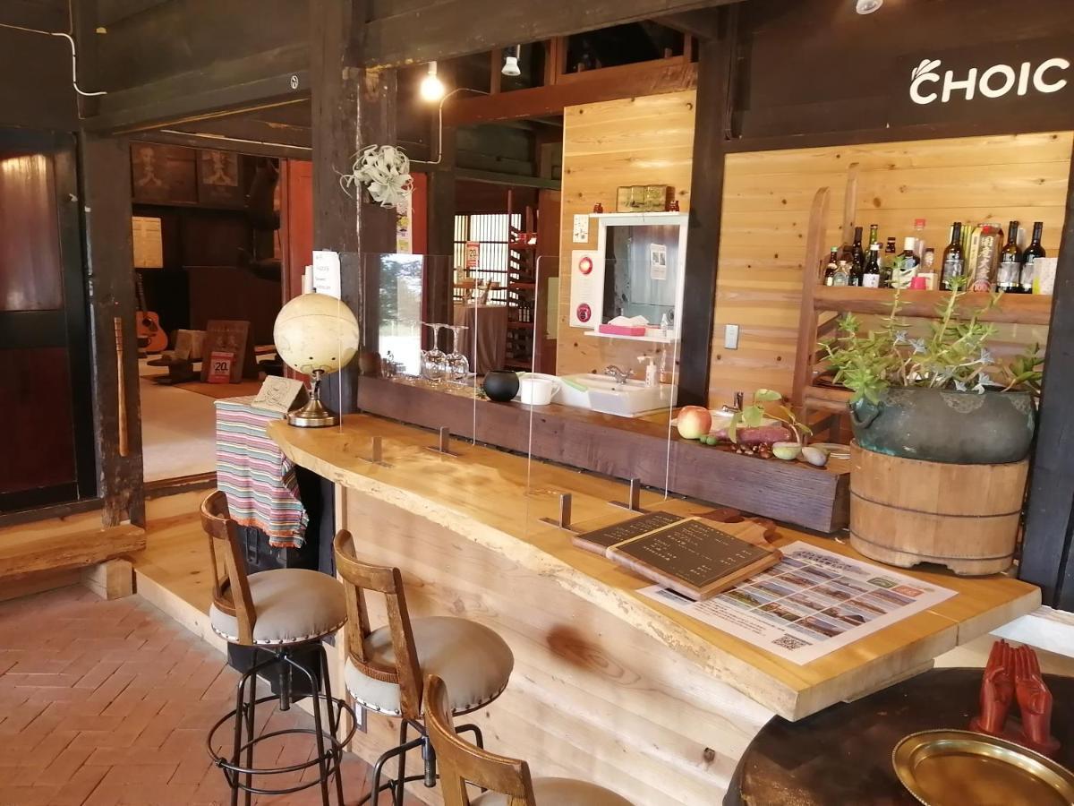 Guesthouse Kazura Nanto Exterior photo
