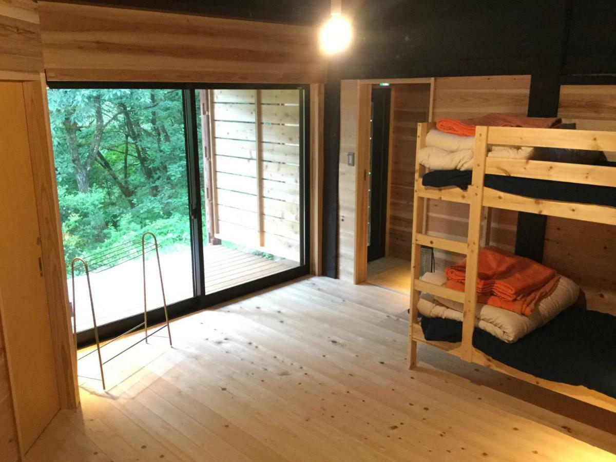 Guesthouse Kazura Nanto Exterior photo